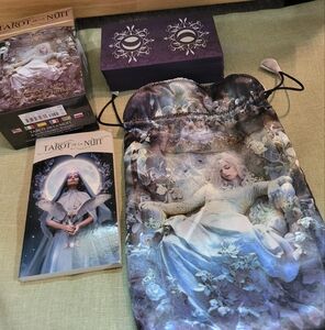 Tarot de la Nuit Set with Pouch